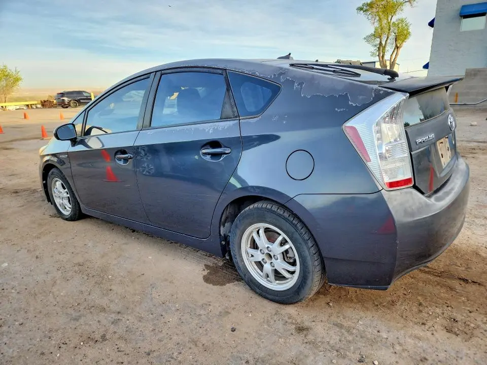 2010 TOYOTA PRIUS II  