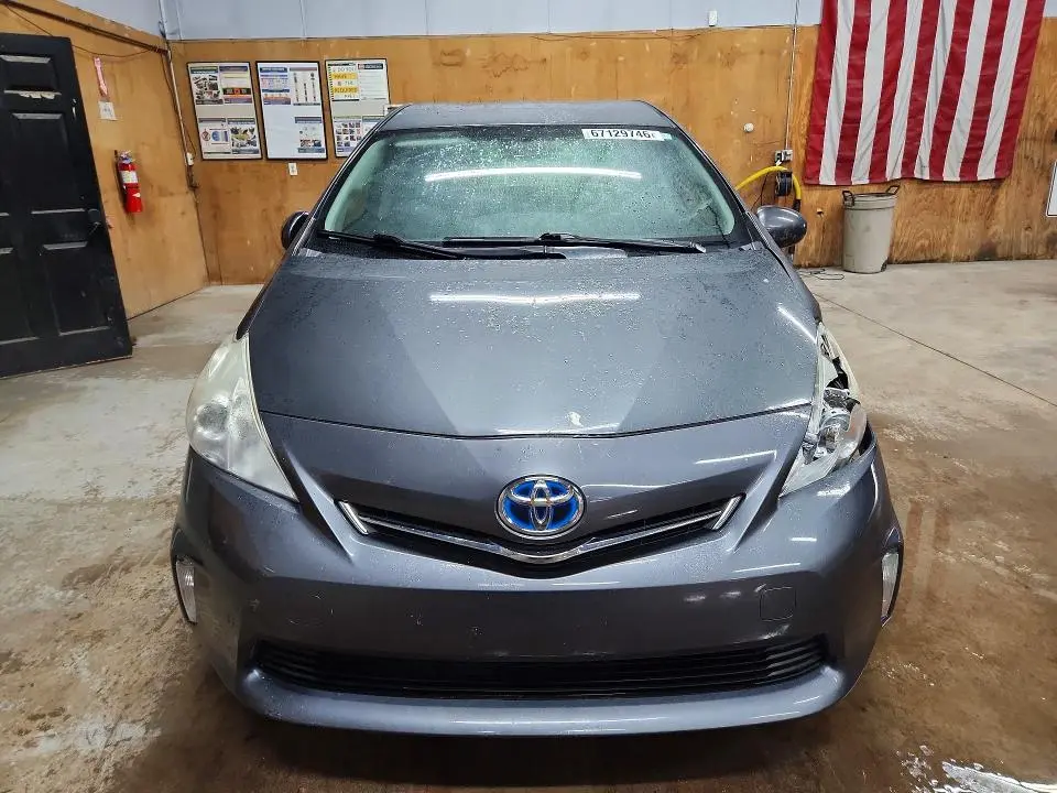 2012 TOYOTA PRIUS V THREE  