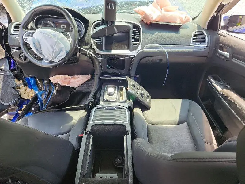 2018 CHRYSLER 300 TOURING  