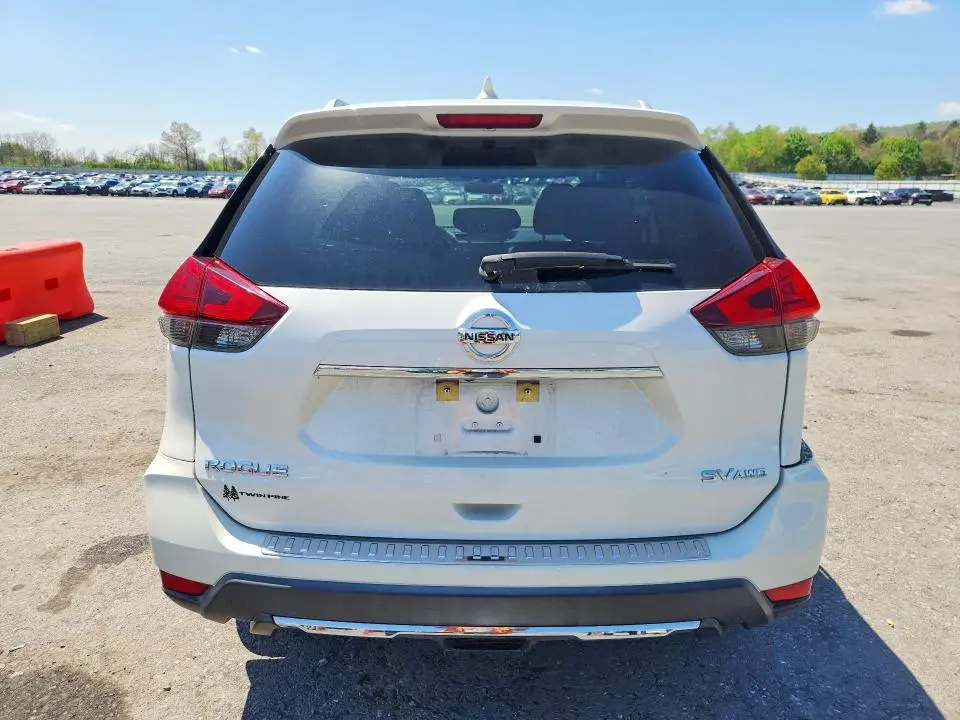 2017 NISSAN ROGUE SV  