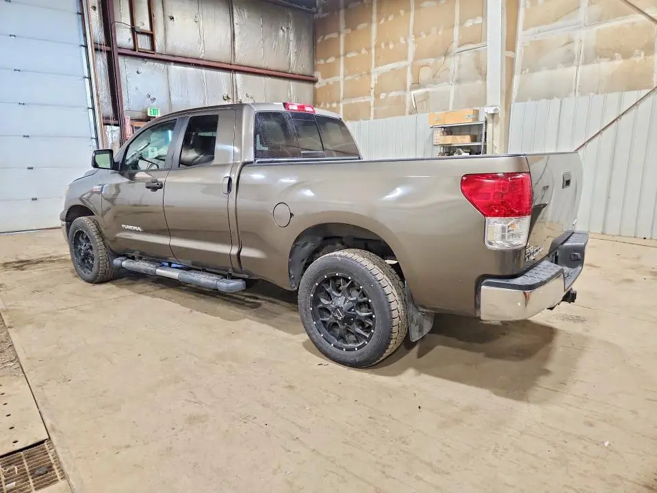 2011 TOYOTA TUNDRA DOUBLE CAB SR5  