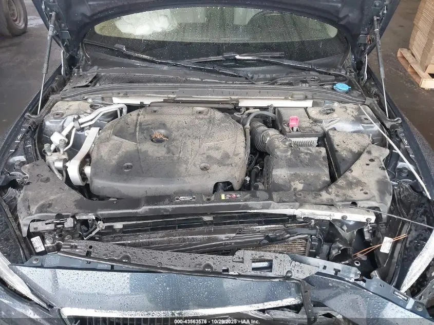 2021 VOLVO S60 T6 MOMENTUM