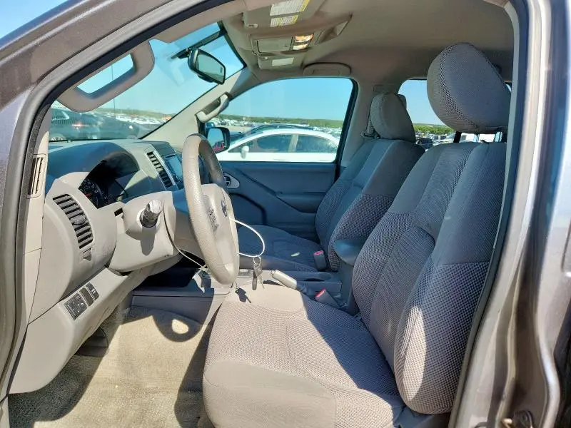 2016 NISSAN FRONTIER S  