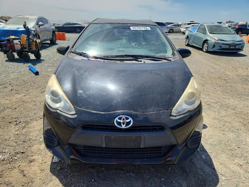 2016 TOYOTA PRIUS C ONE  