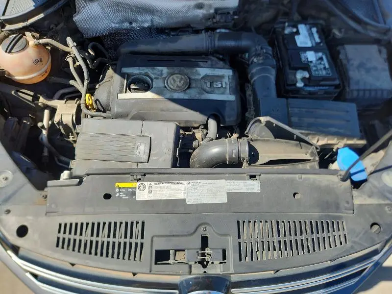 2014 VOLKSWAGEN TIGUAN S  