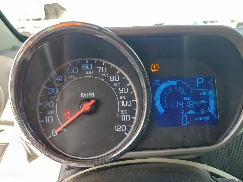 2013 CHEVROLET SPARK LS  