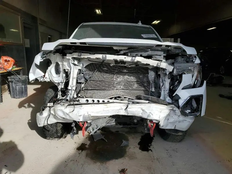 2021 GMC SIERRA K1500 AT4  