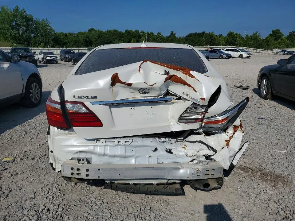2010 LEXUS LS 460  