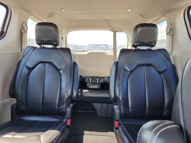 2021 CHRYSLER VOYAGER LXI  