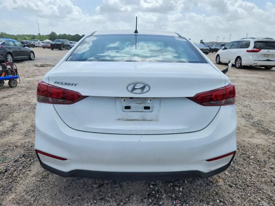 2021 HYUNDAI ACCENT SE  