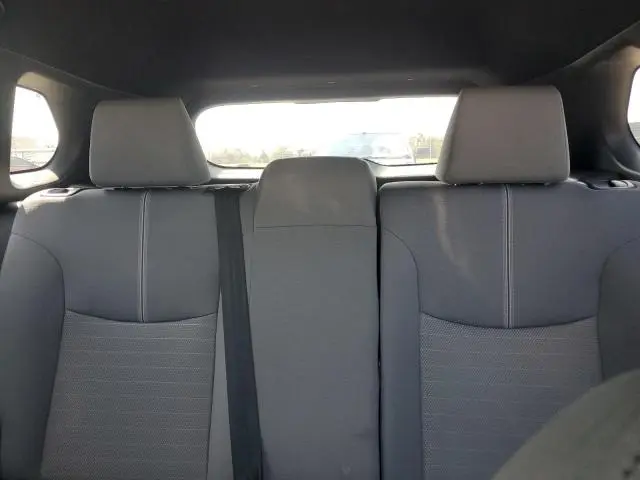 2024 TOYOTA COROLLA CROSS SE  