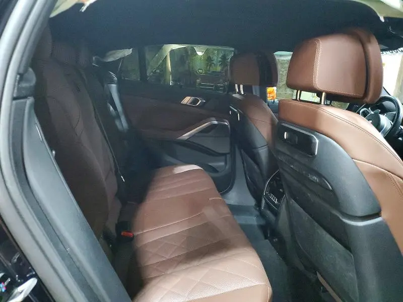 2026 BMW X6 M60I  