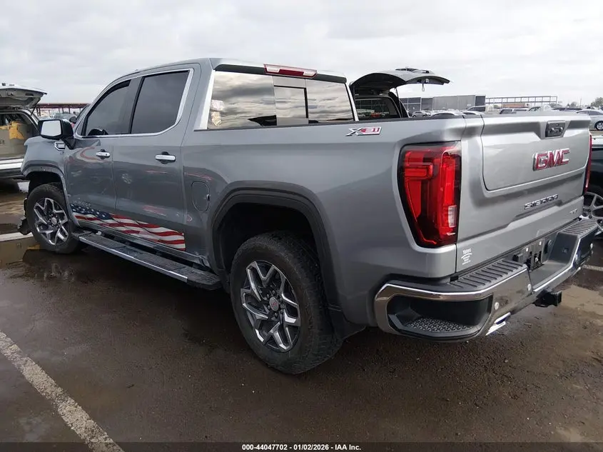 2025 GMC SIERRA 1500 4WD  SHORT BOX SLT