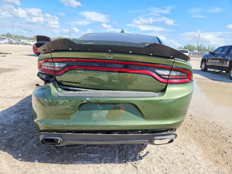 2018 DODGE CHARGER R  