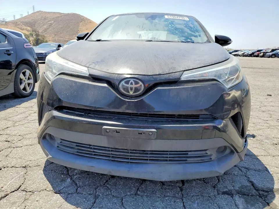 2018 TOYOTA C-HR XLE  