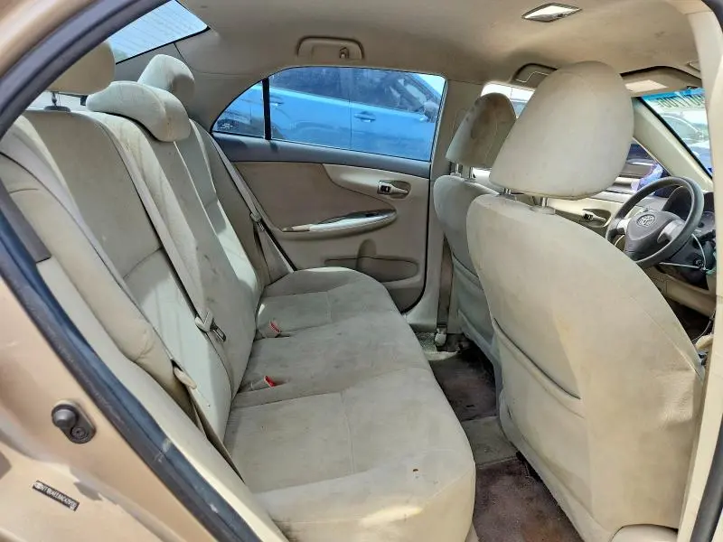 2010 TOYOTA COROLLA   