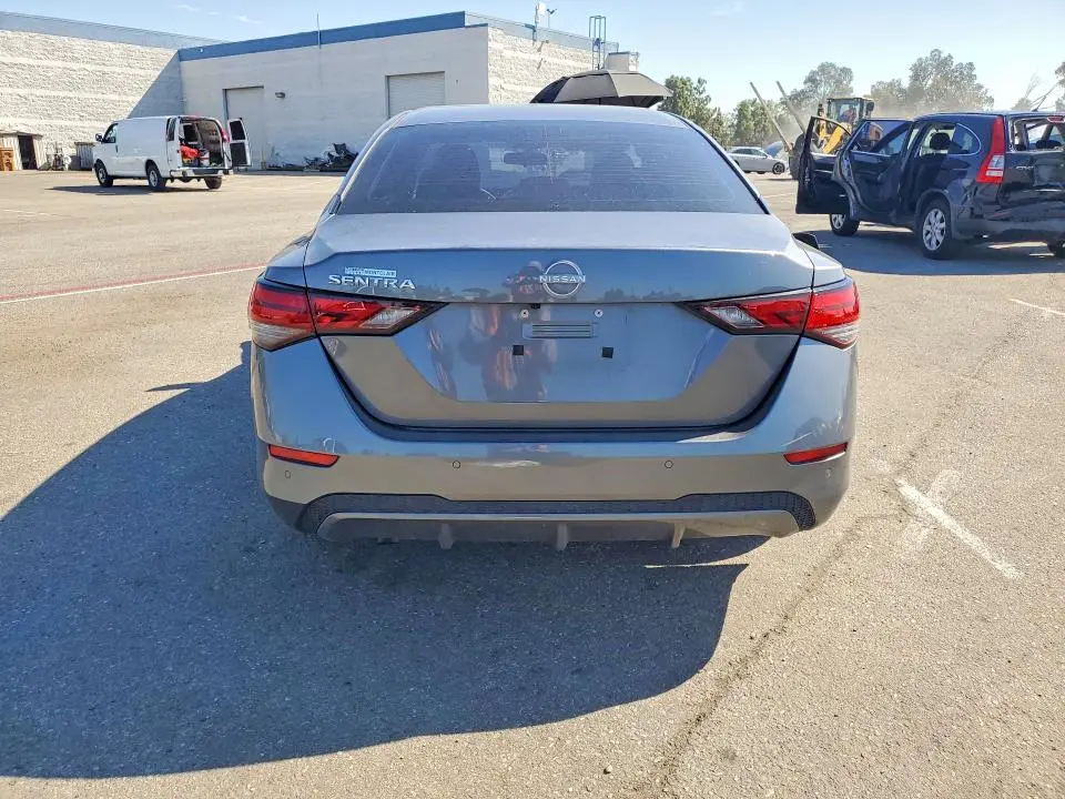 2025 NISSAN SENTRA S  