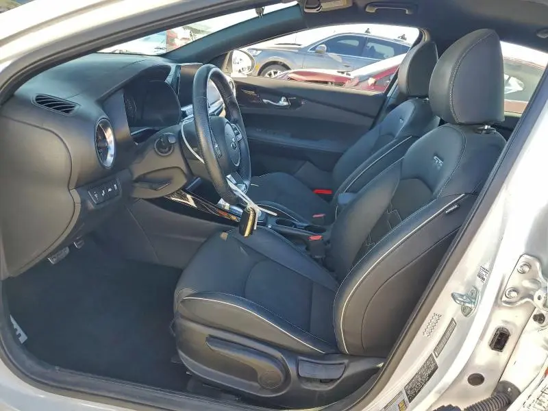 2021 KIA FORTE GT LINE  