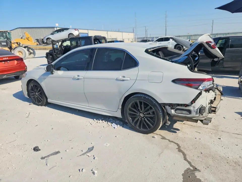 2022 TOYOTA CAMRY XSE  