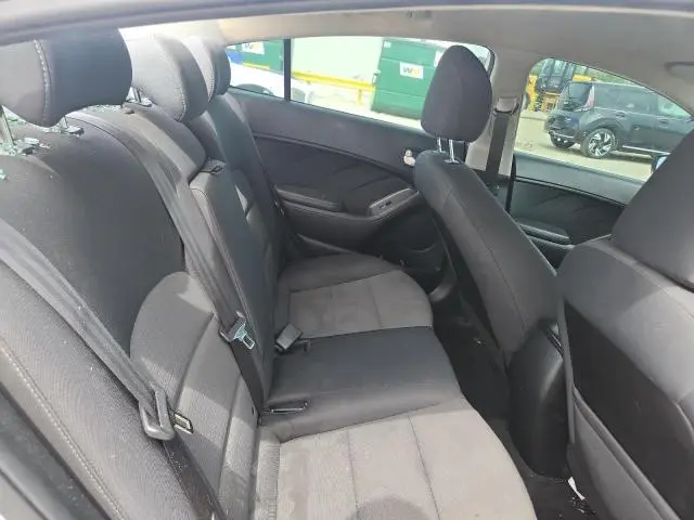 2018 KIA FORTE LX  