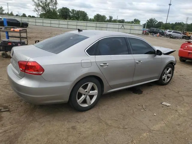 2012 VOLKSWAGEN PASSAT SE  