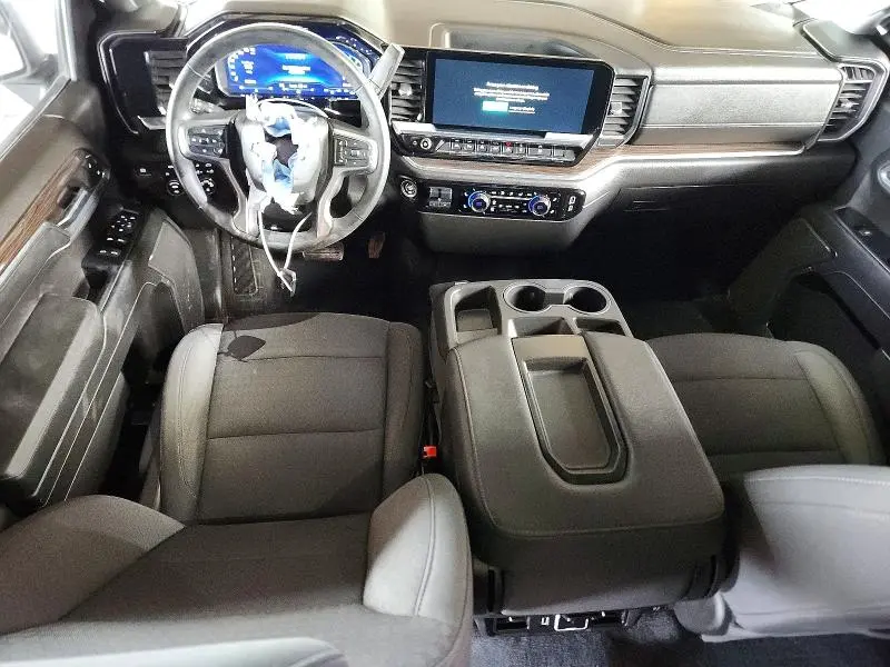 2023 CHEVROLET SILVERADO K1500 LT  