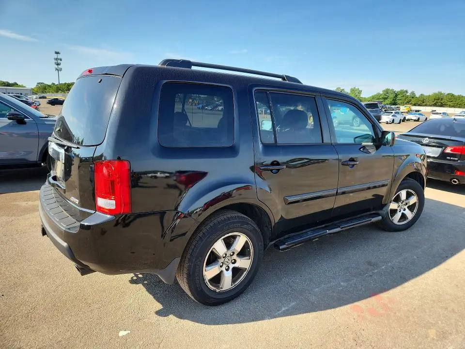 2011 HONDA PILOT EXL  