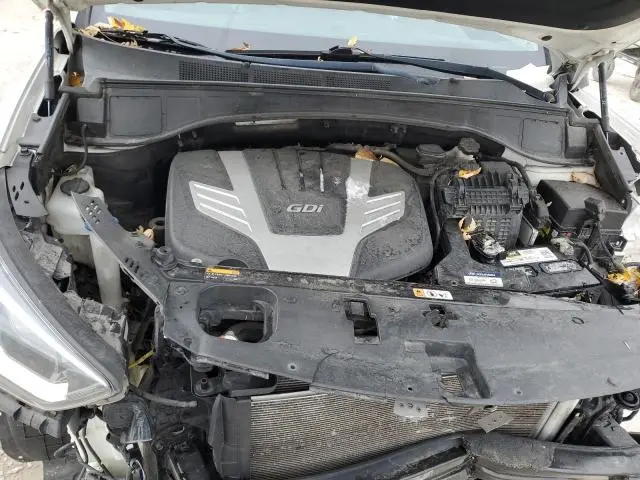 2017 HYUNDAI SANTA FE SE  