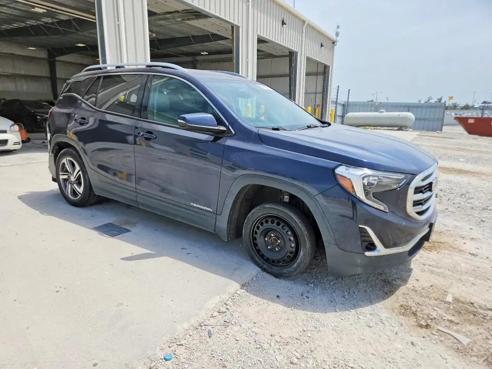 2018 GMC TERRAIN SLT  