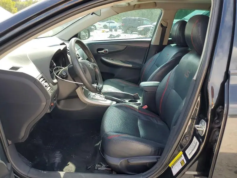 2013 TOYOTA COROLLA S  