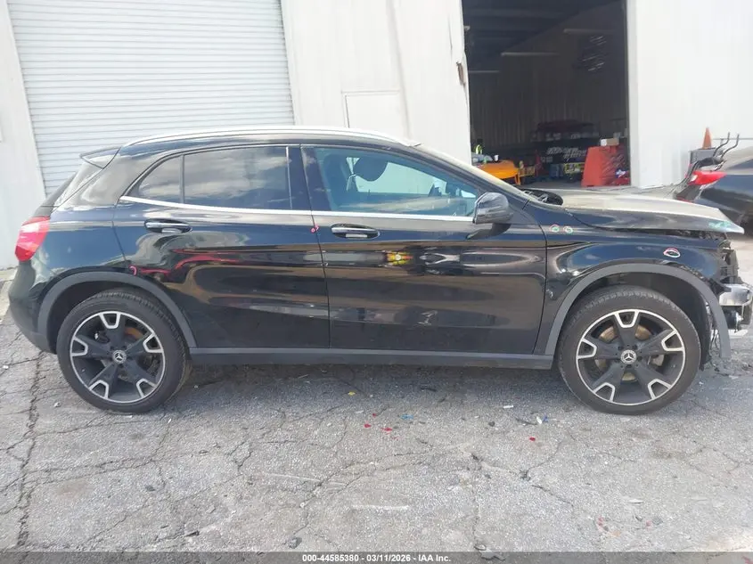 2018 MERCEDES-BENZ GLA 250  