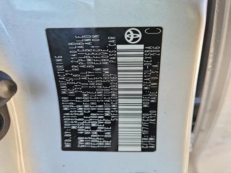 2021 TOYOTA COROLLA SE  