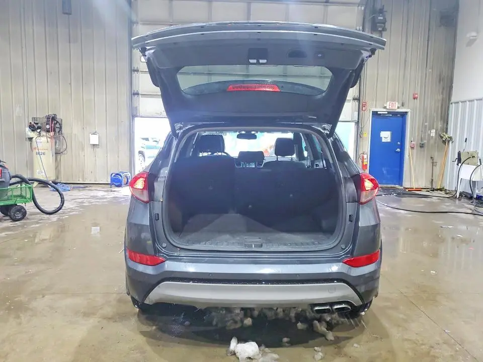 2018 HYUNDAI TUCSON VALUE  