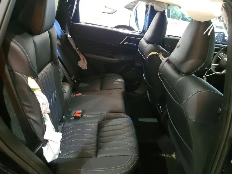 2025 MITSUBISHI OUTLANDER SEL  