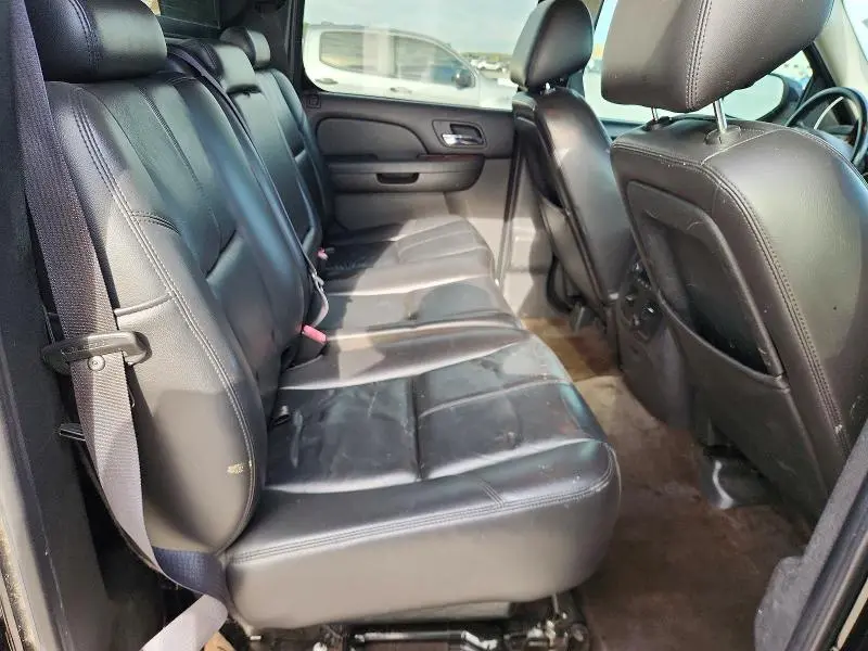 2011 CHEVROLET AVALANCHE LT  