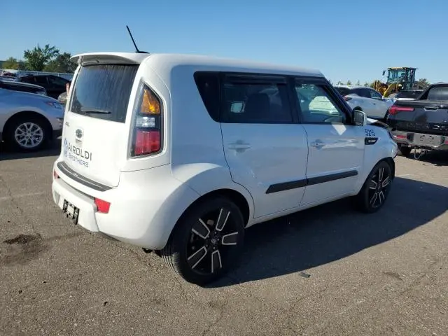 2011 KIA SOUL +  