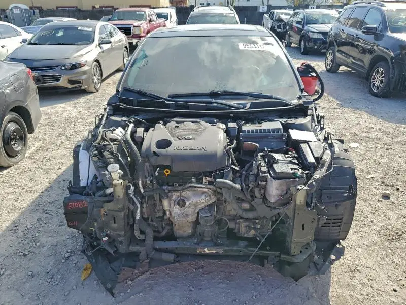 2019 NISSAN MAXIMA S  