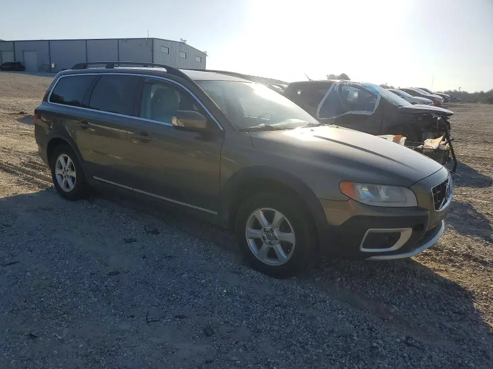 2010 VOLV XC70 3.2   