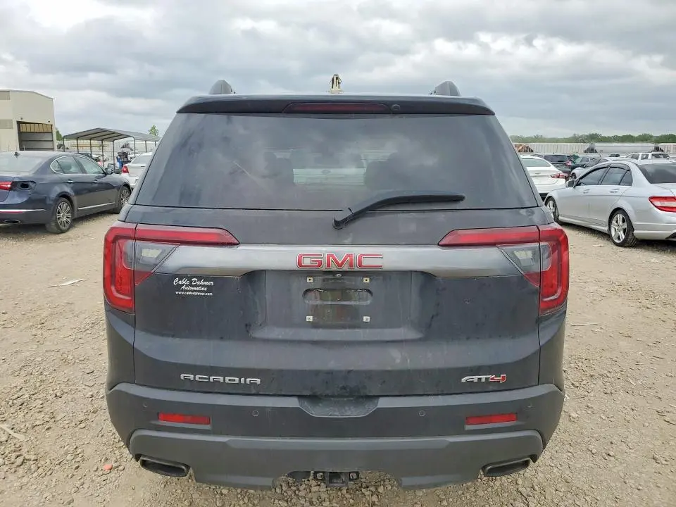 2021 GMC ACADIA AT4  