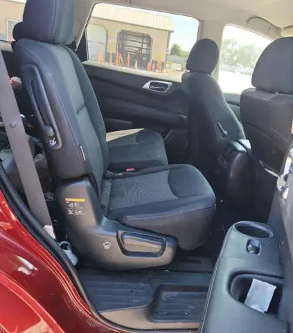 2018 NISSAN PATHFINDER S  