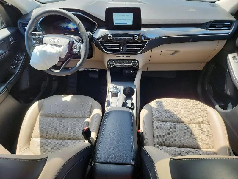 2021 FORD ESCAPE TITANIUM  