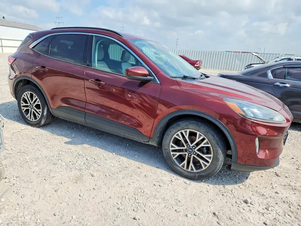 2021 FORD ESCAPE SEL  