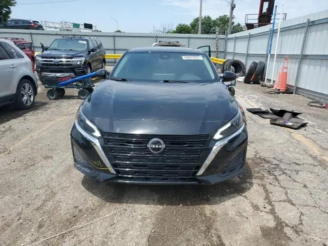 2024 NISSAN ALTIMA SV  