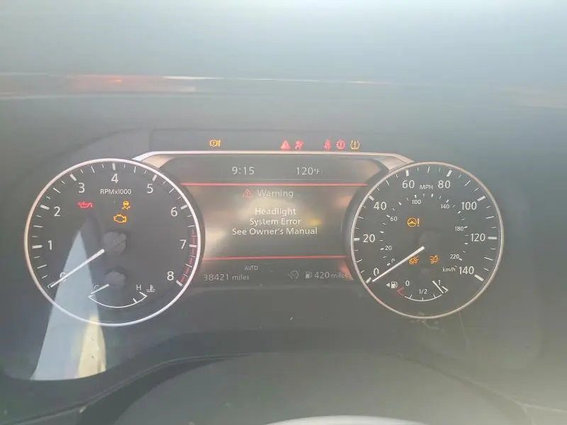 2023 NISSAN PATHFINDER SL  