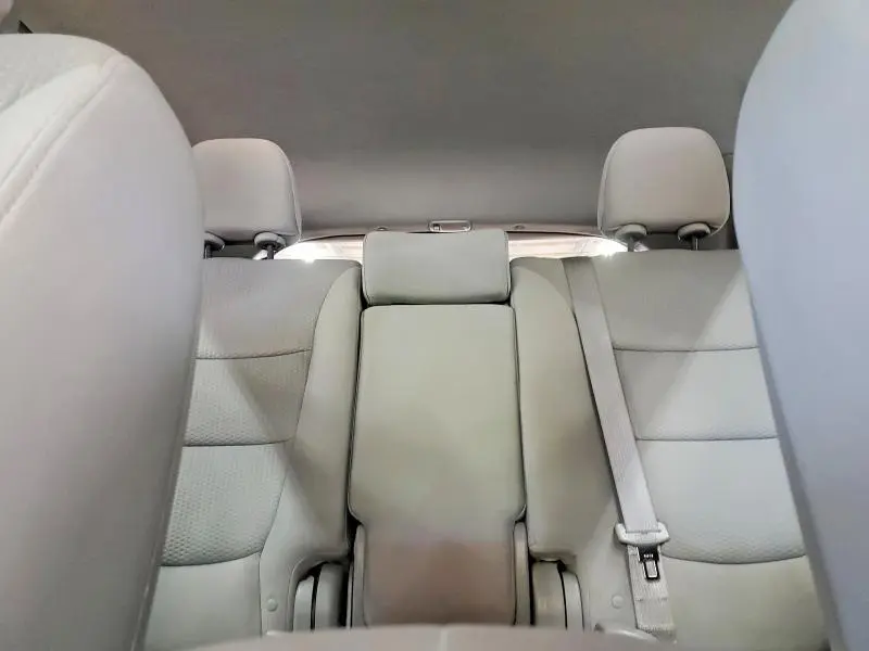 2011 KIA SORENTO LX  