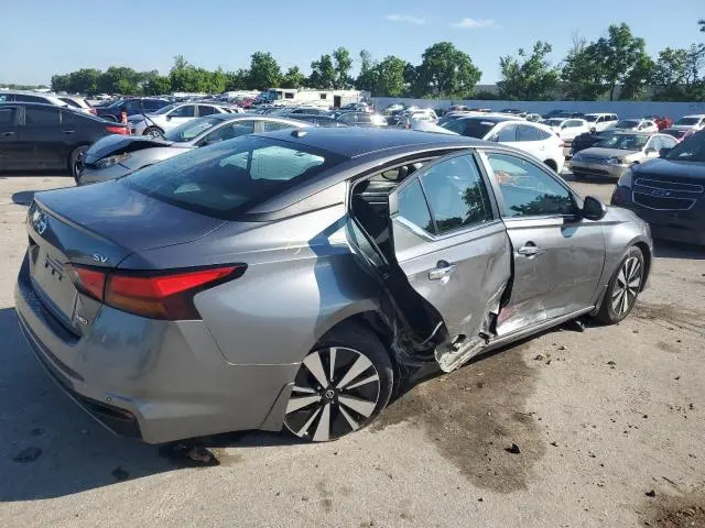 2022 NISSAN ALTIMA SV  
