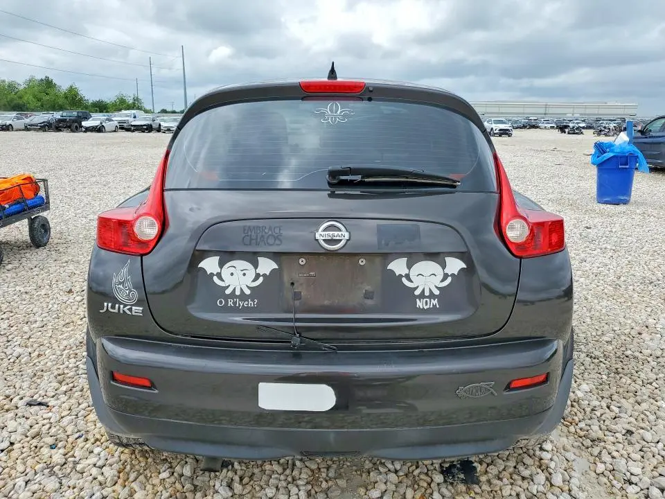 2011 NISSAN JUKE S  