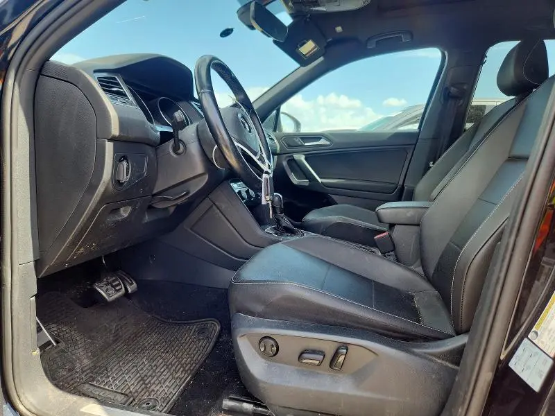 2021 VOLKSWAGEN TIGUAN SE  