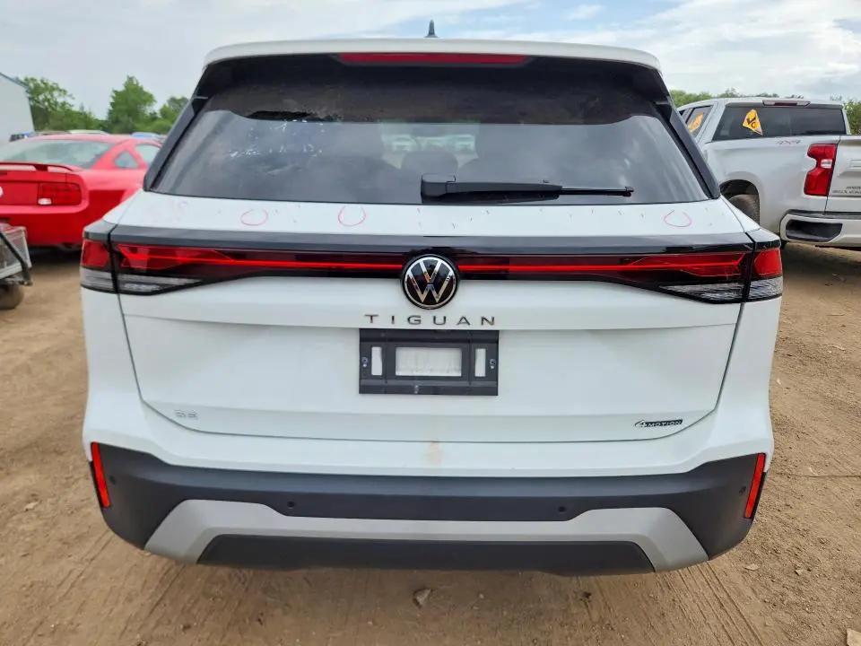 2025 VOLKSWAGEN TIGUAN SE  