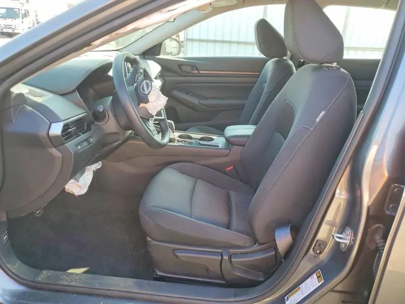 2025 NISSAN ALTIMA S  